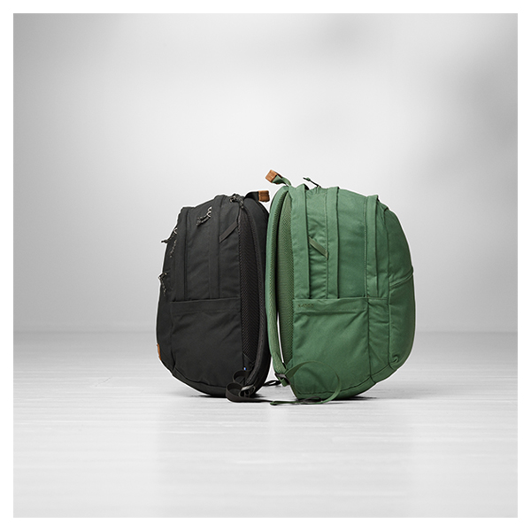 Raven 20 | DAYPACKS | フェールラーベン | FJALLRAVEN | 日本公式web 